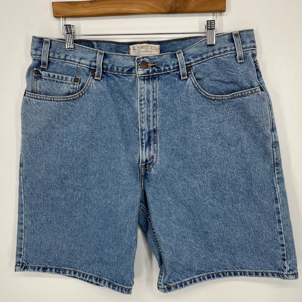 Levi Strauss Signature Mens Relaxed Fit Denim Shorts Medium Wash Blue Size 38